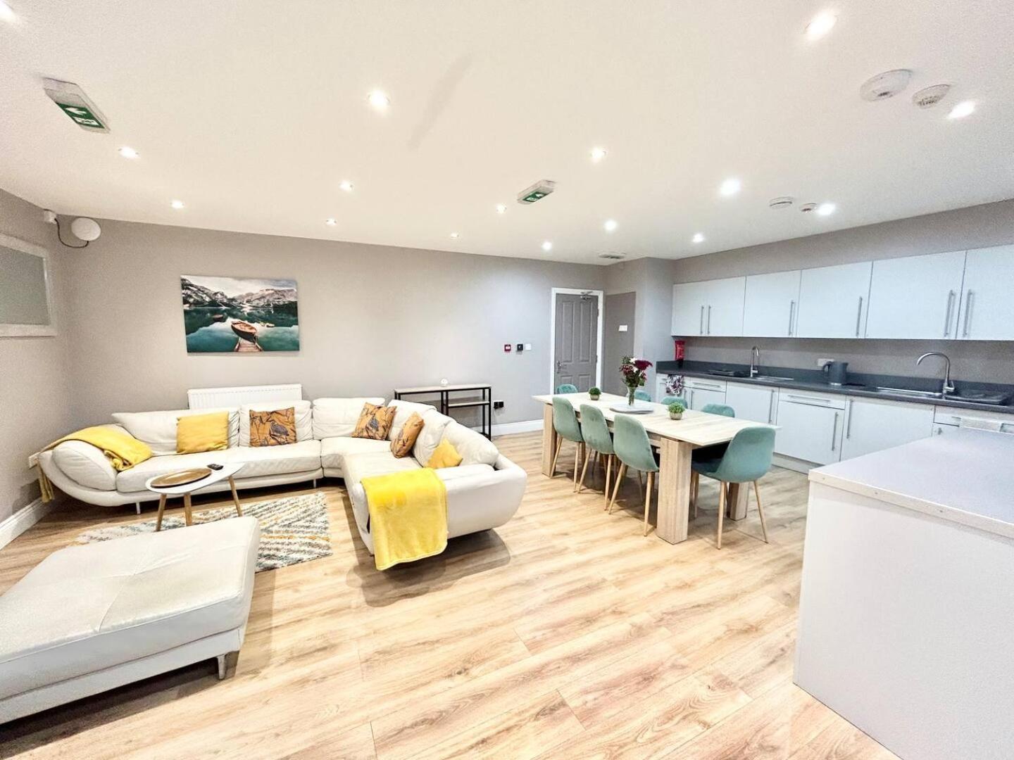 The Winstre Borehamwood Dış mekan fotoğraf