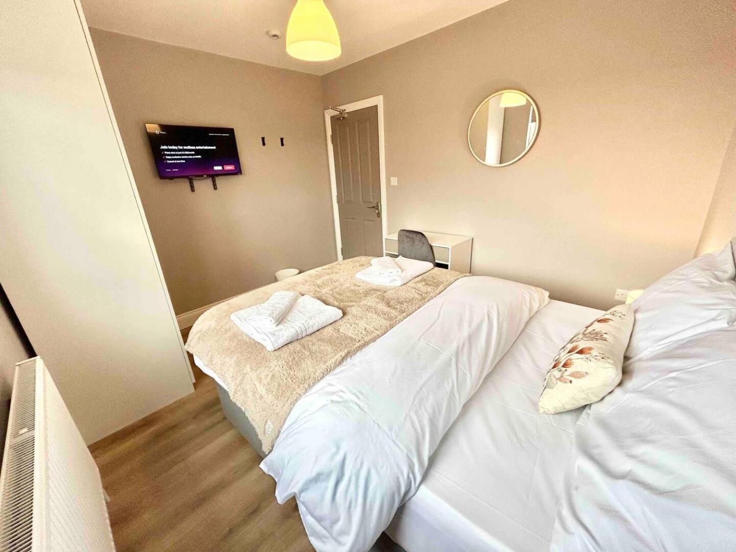 The Winstre Borehamwood Dış mekan fotoğraf
